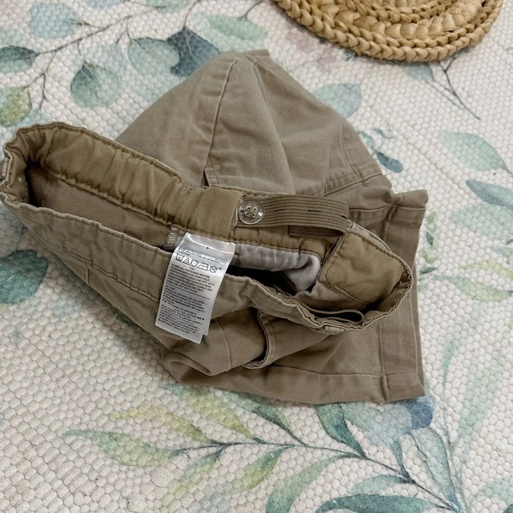 Old Navy Boys Flat Front Khaki Shorts Built in Flex Size 5
